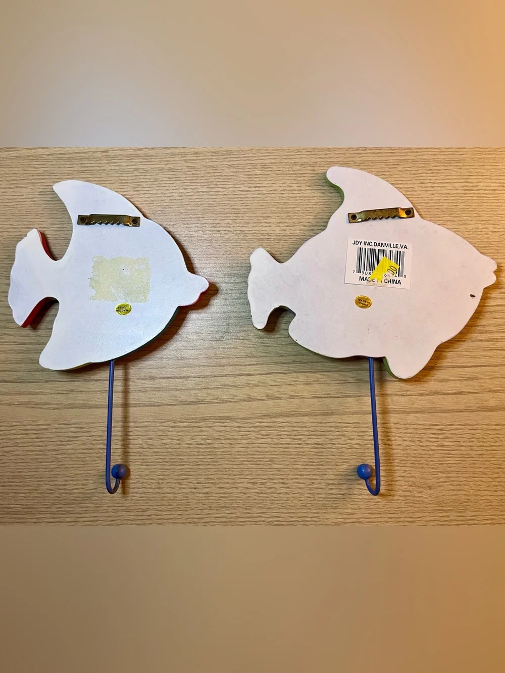 Set of 2 Tropical Fish Wall Hooks Wooden Colorful Beach House Towel Hangers 8
